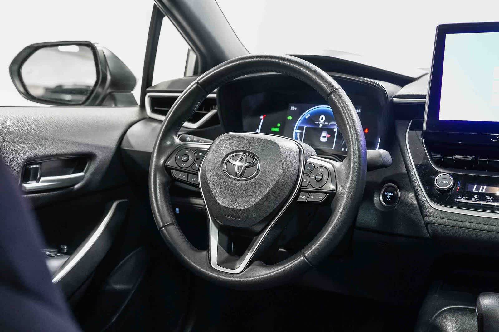Thumbnail: 2025 Toyota Corolla - 16