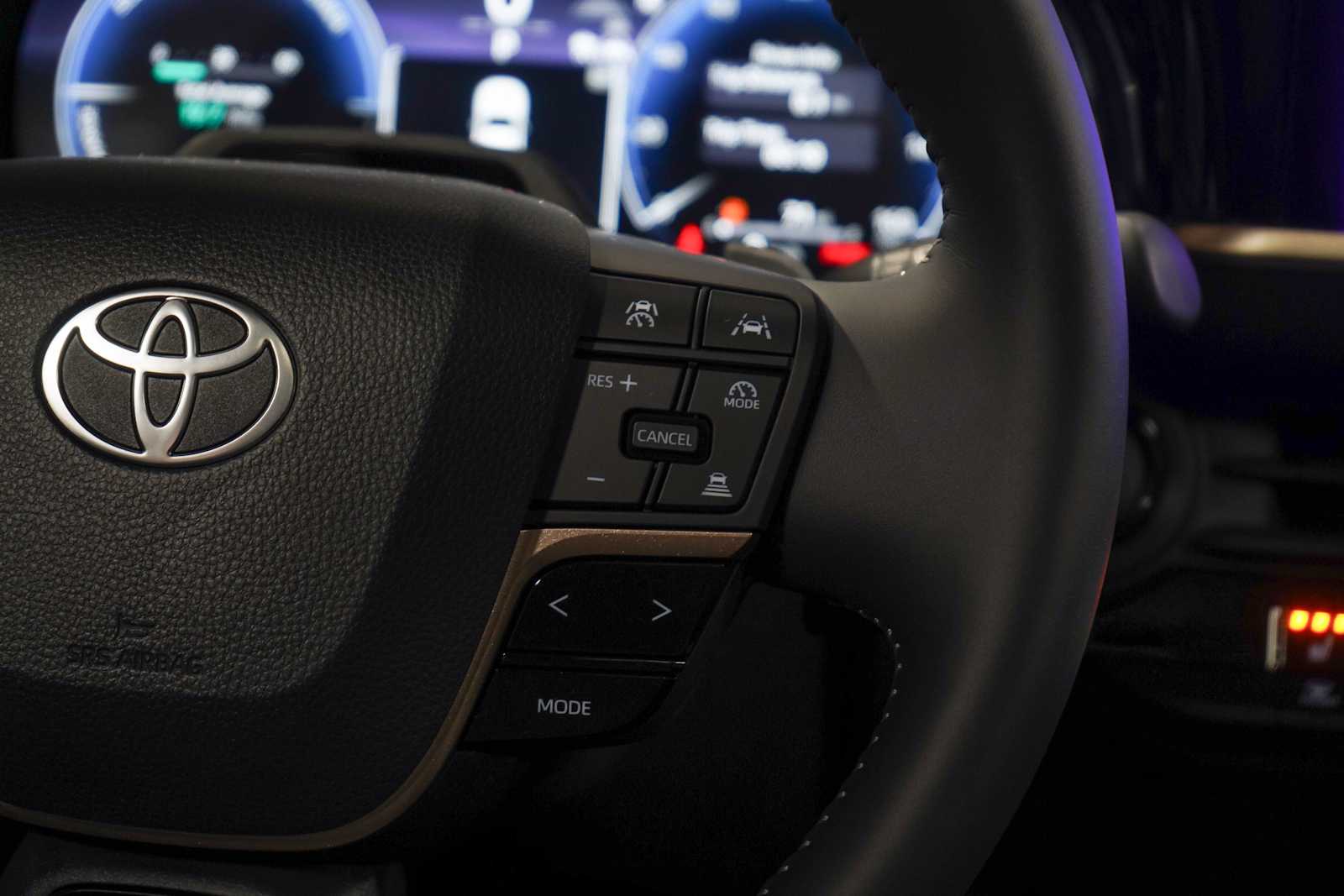 Thumbnail: 2025 Toyota Crown Signia - 12