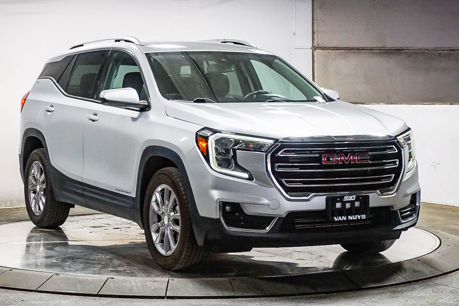 Thumbnail: 2022 GMC Terrain - 3
