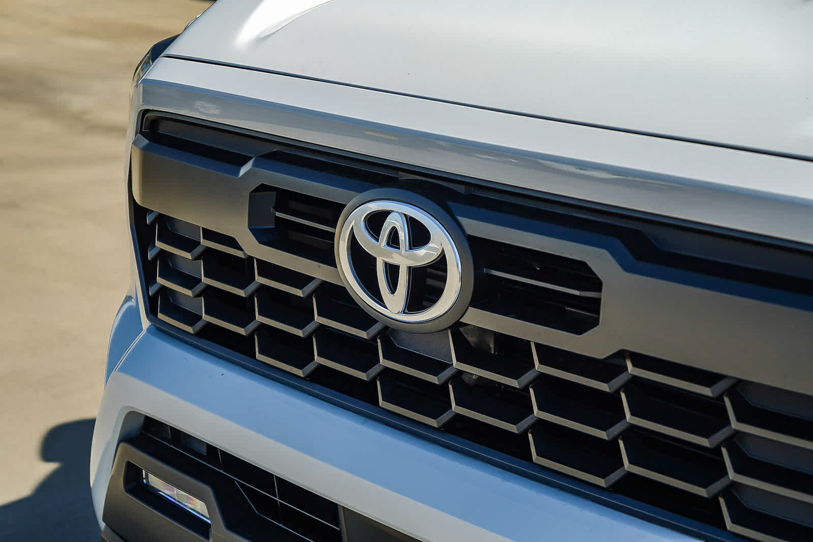 Thumbnail: 2025 Toyota Tacoma - 8