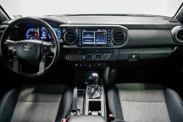 Thumbnail: 2020 Toyota Tacoma - 11