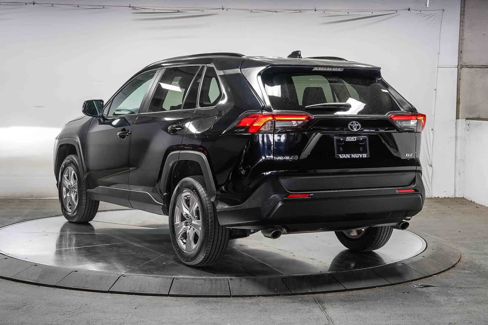 Thumbnail: 2023 Toyota RAV4 - 3