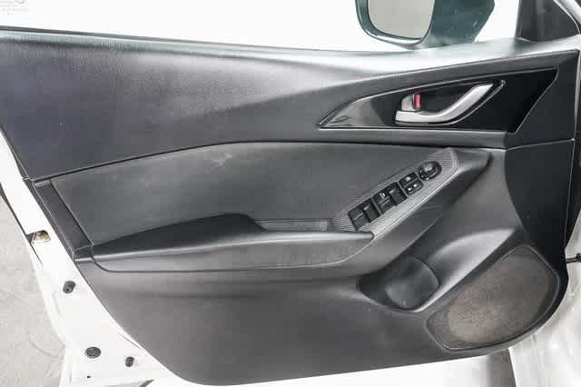Thumbnail: 2014 Mazda Mazda3 - 21