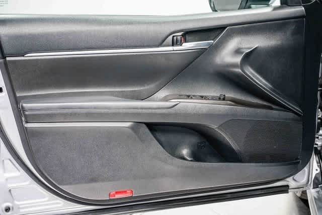 Thumbnail: 2022 Toyota Camry - 20