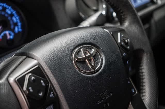 Thumbnail: 2023 Toyota Tacoma - 21