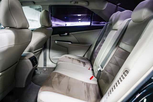 Thumbnail: 2014 Toyota Camry - 17