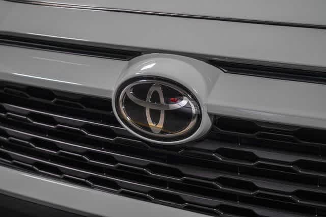 Thumbnail: 2023 Toyota RAV4 - 9