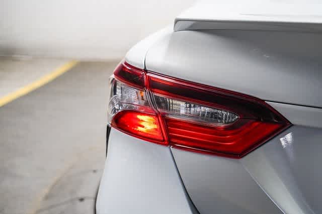 Thumbnail: 2023 Toyota Camry - 12