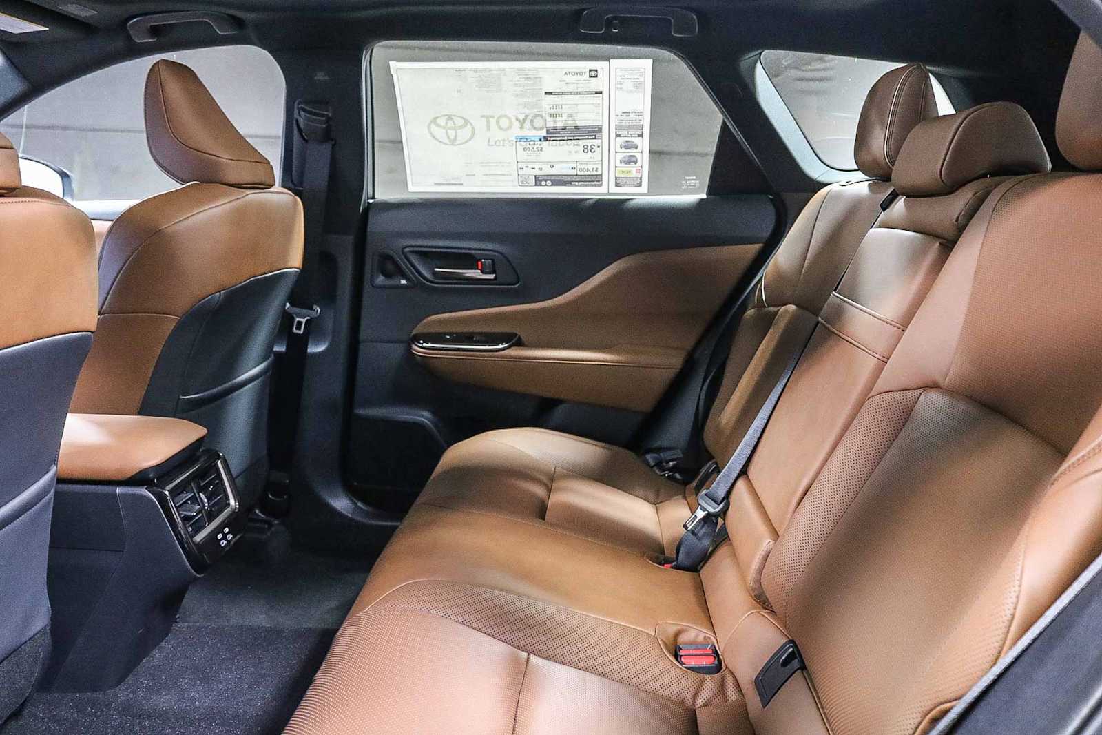 Thumbnail: 2025 Toyota Crown Signia - 20