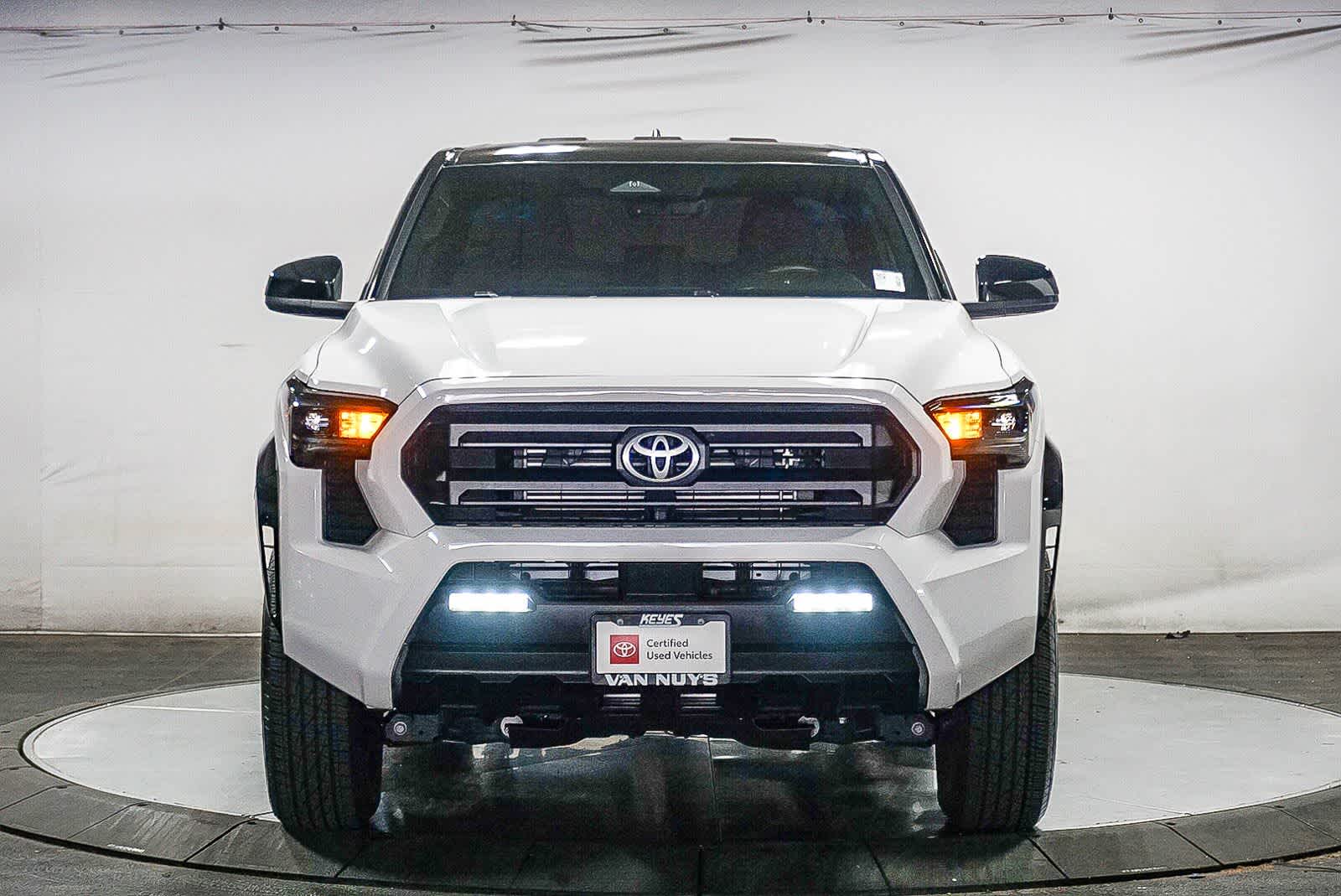 Thumbnail: 2024 Toyota Tacoma - 3