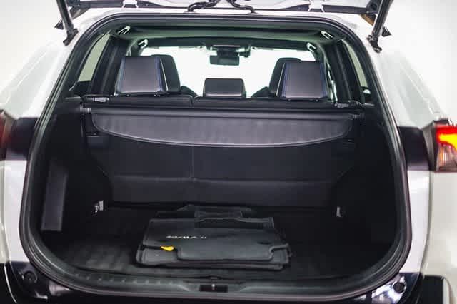 Thumbnail: 2019 Toyota RAV4 - 29