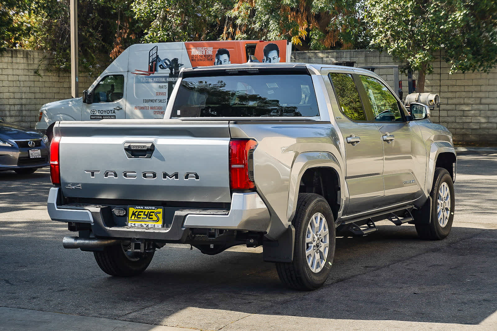 Thumbnail: 2025 Toyota Tacoma - 17