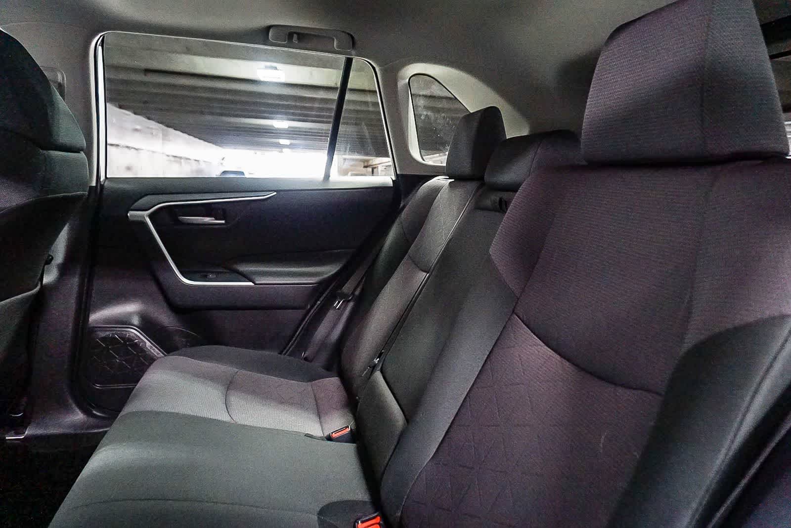 Thumbnail: 2025 Toyota RAV4 - 21