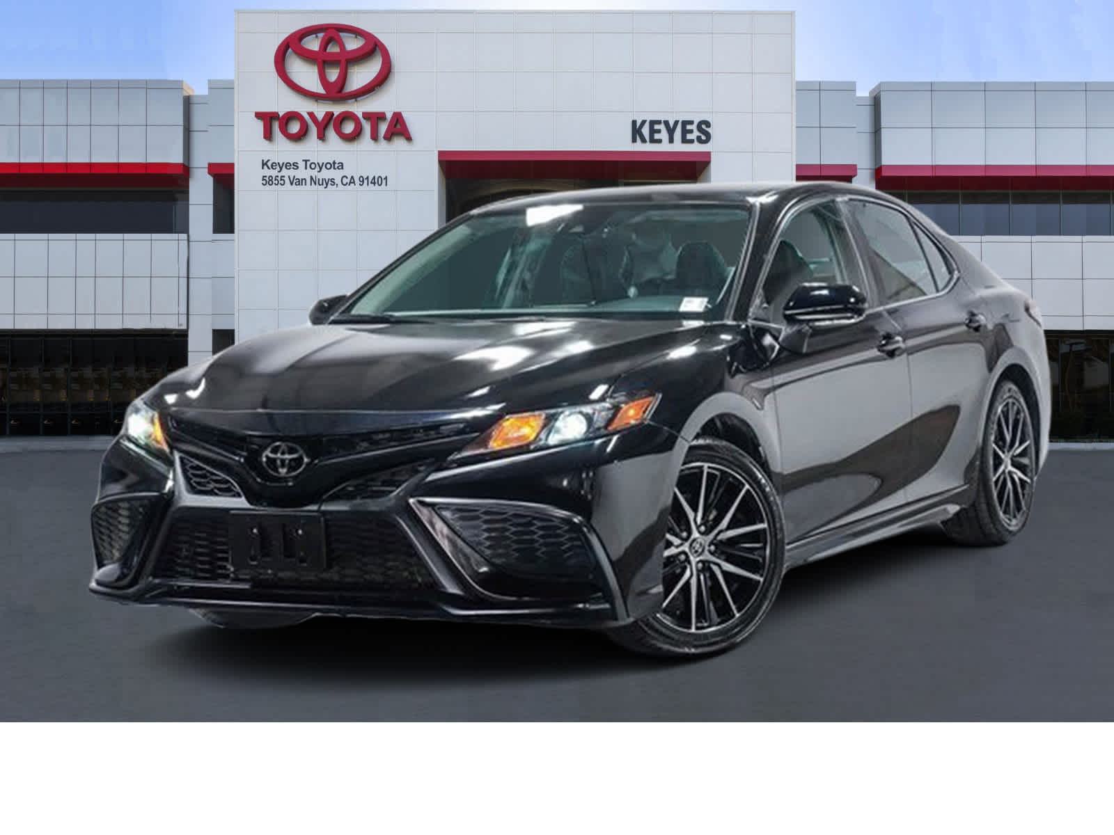 2022 Toyota Camry SE -
                Van Nuys, CA