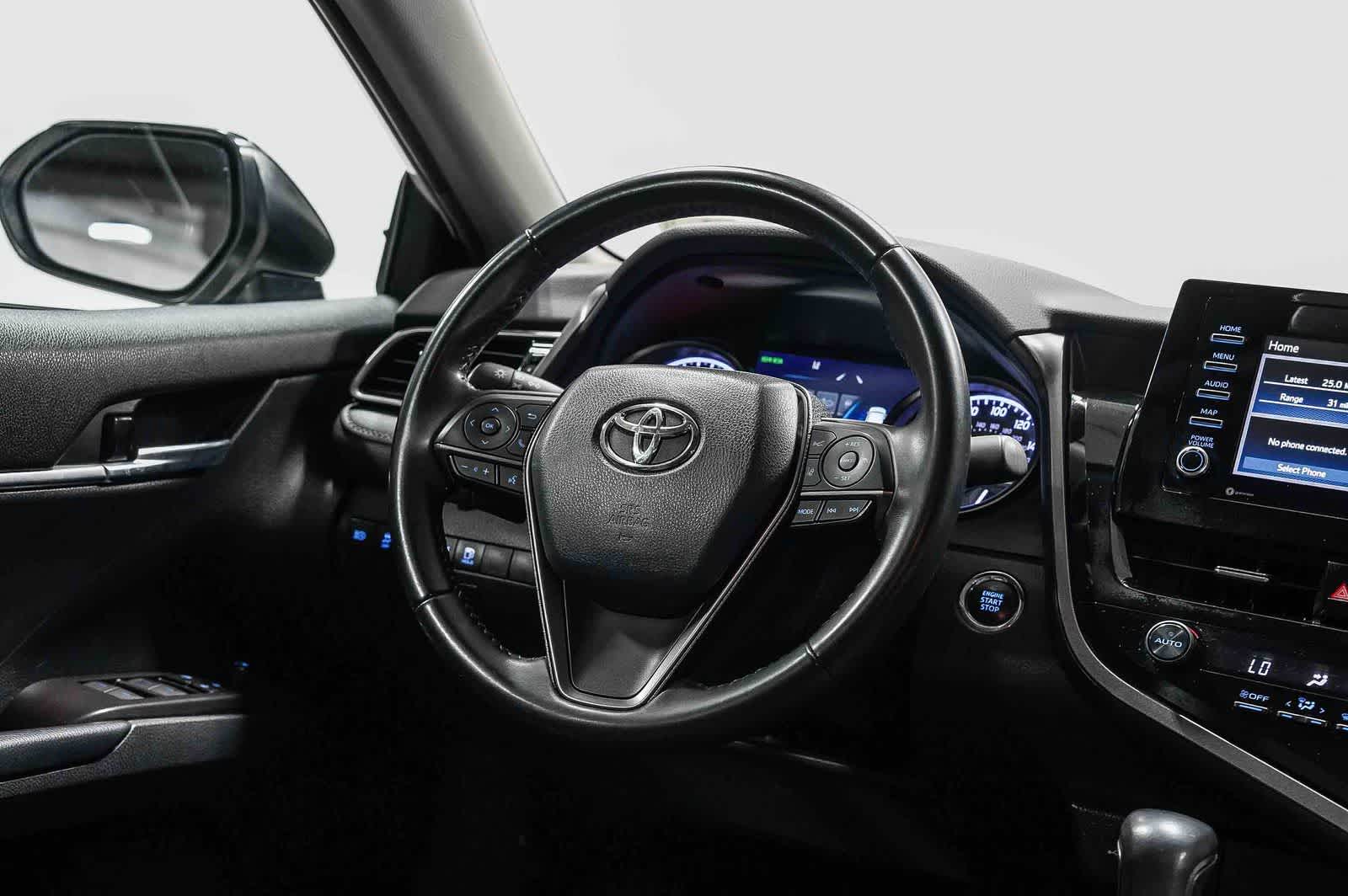 Thumbnail: 2021 Toyota Camry - 16