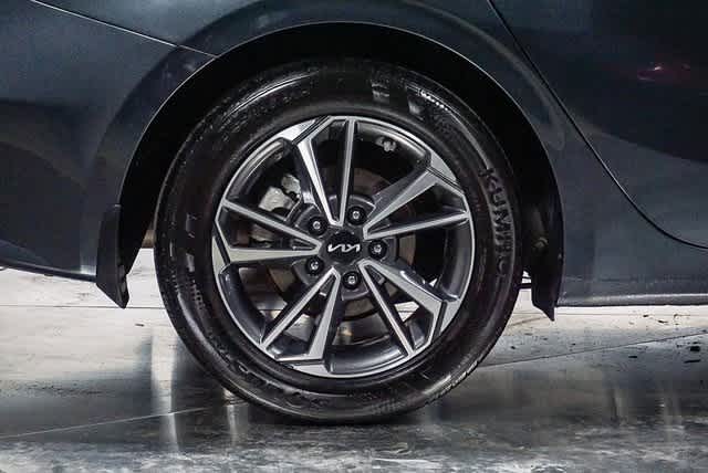 Thumbnail: 2023 Kia Forte - 7