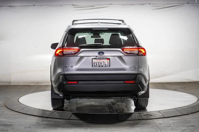 Thumbnail: 2021 Toyota RAV4 - 3