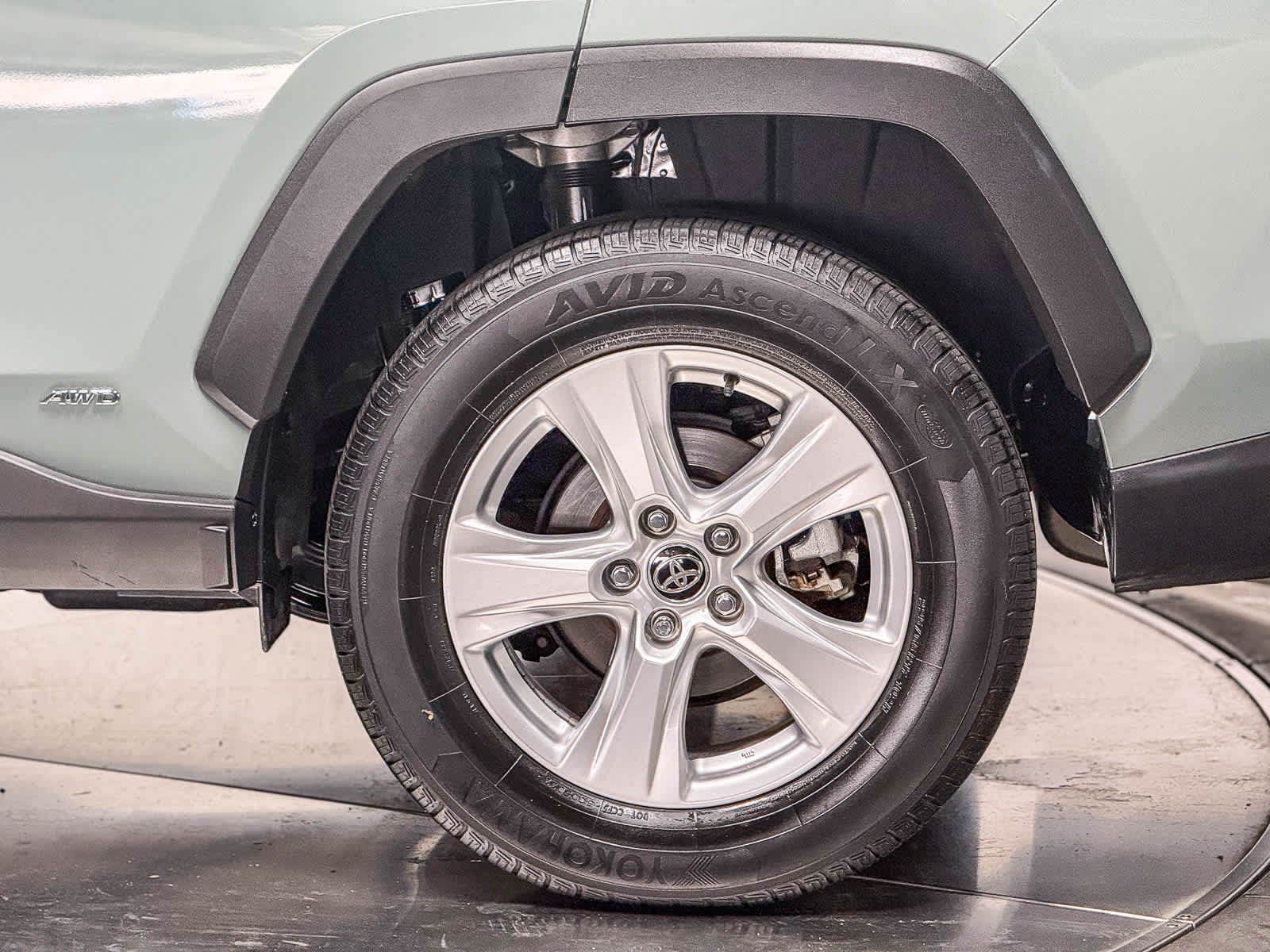 Thumbnail: 2020 Toyota RAV4 - 11