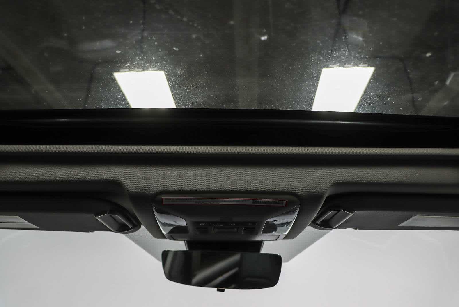 Thumbnail: 2025 Toyota RAV4 - 39