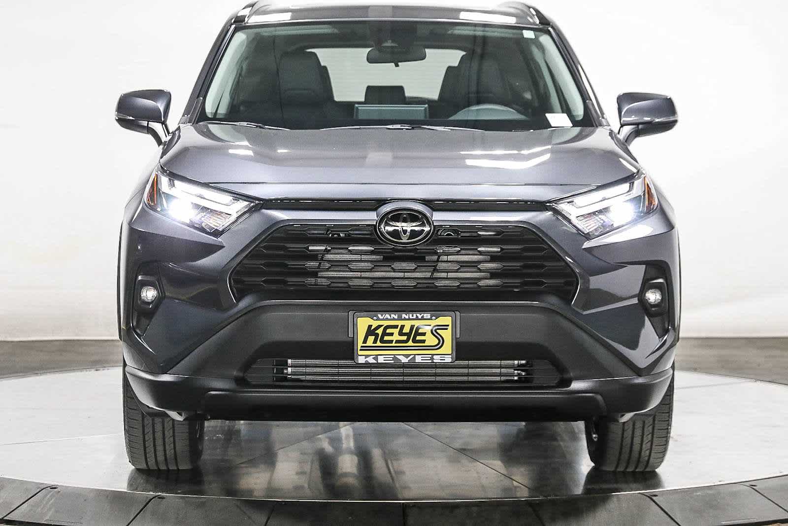 Thumbnail: 2025 Toyota RAV4 - 6