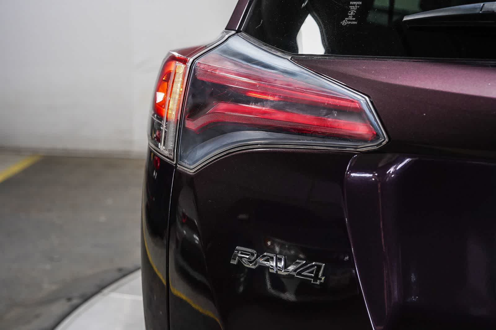 Thumbnail: 2017 Toyota RAV4 - 12