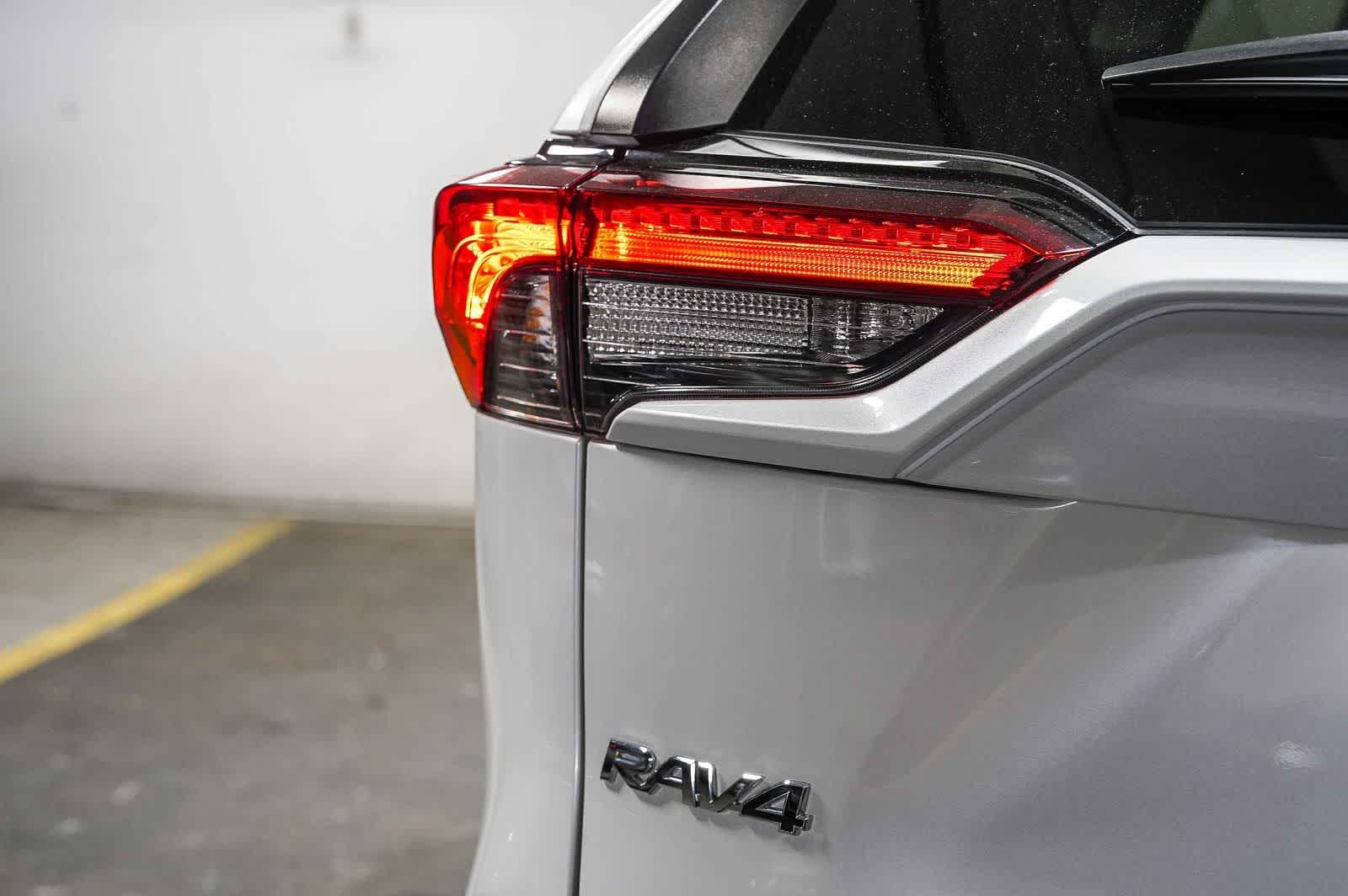 Thumbnail: 2024 Toyota RAV4 - 12