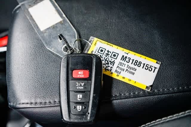 Thumbnail: 2021 Toyota Prius Prime - 31