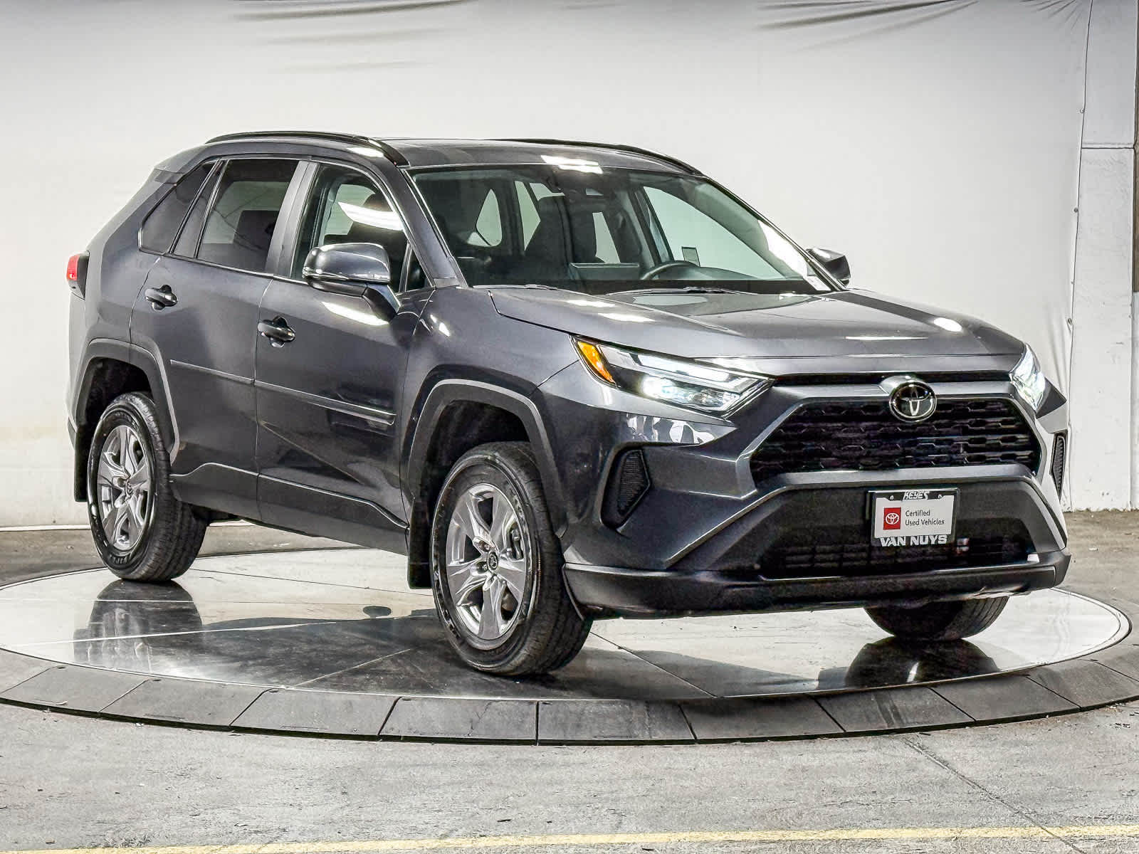 Thumbnail: 2025 Toyota RAV4 - 6