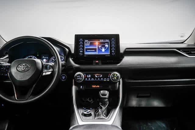 Thumbnail: 2021 Toyota RAV4 - 14