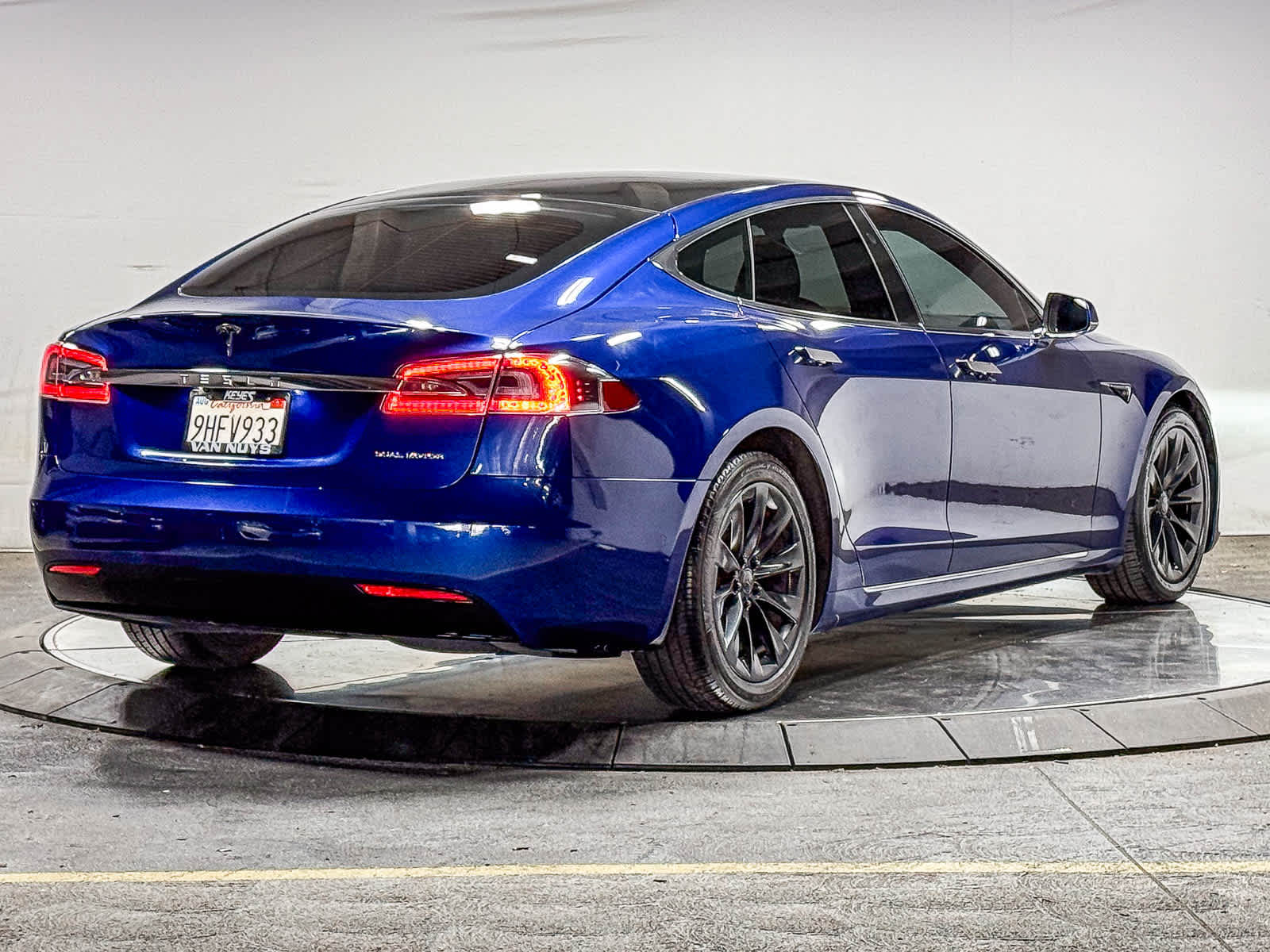 Thumbnail: 2020 Tesla Model S - 4