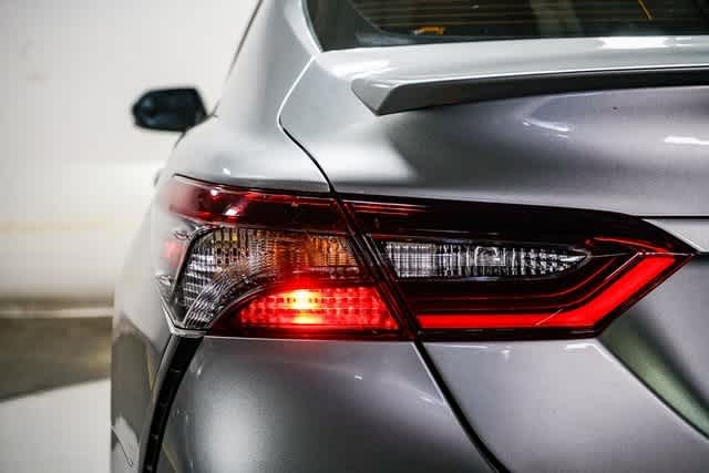 Thumbnail: 2023 Toyota Camry - 10