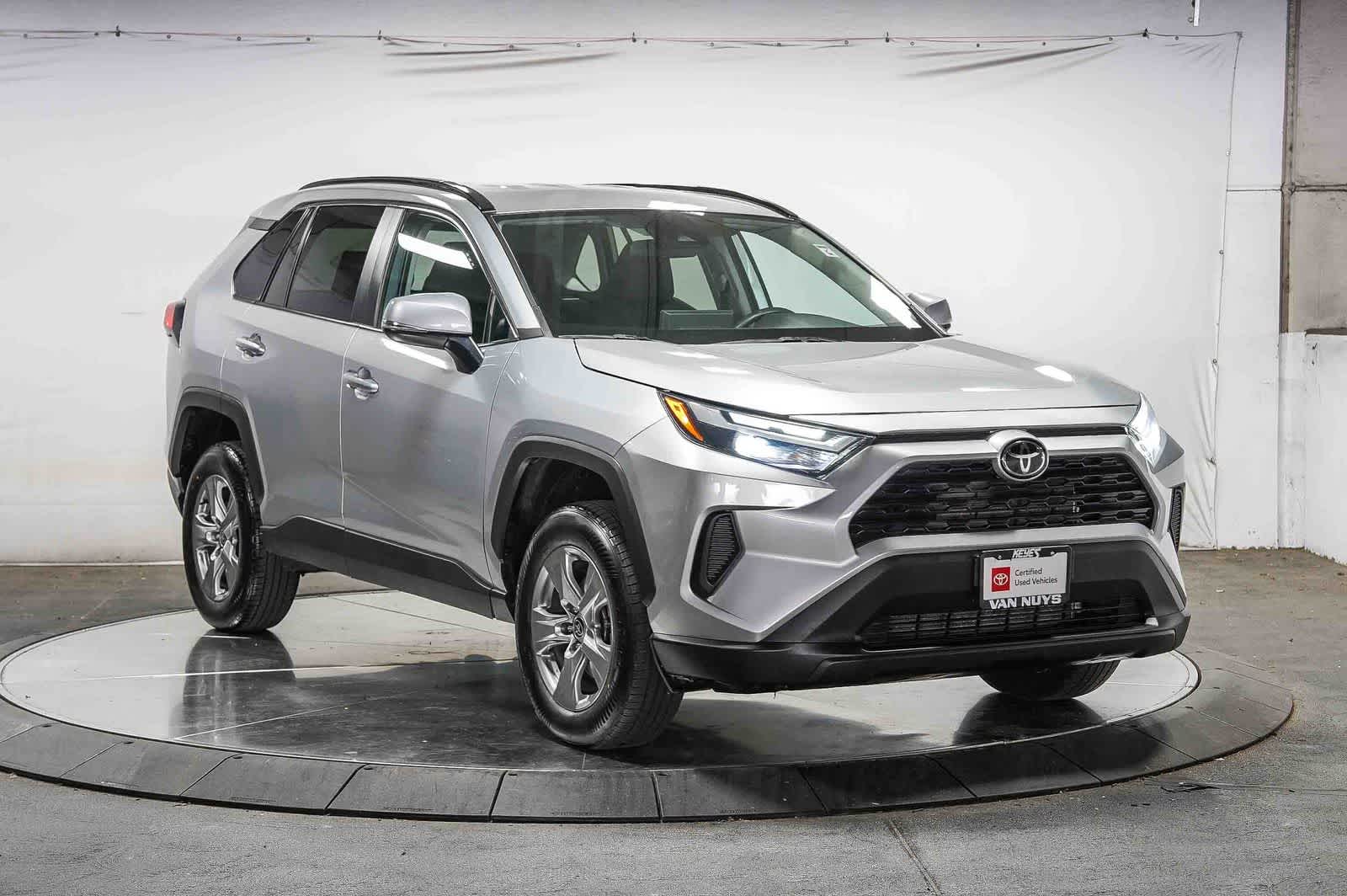 Thumbnail: 2024 Toyota RAV4 - 5