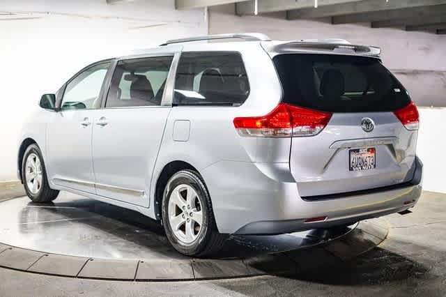 Thumbnail: 2012 Toyota Sienna - 7