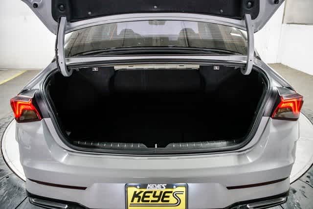 Thumbnail: 2021 Kia K5 - 27