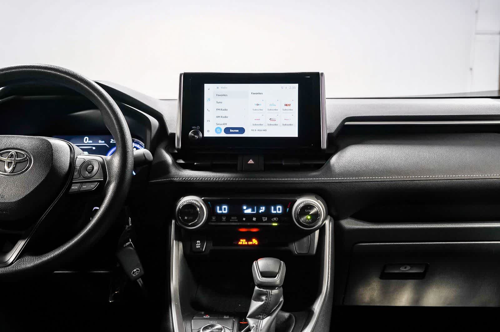 Thumbnail: 2025 Toyota RAV4 - 14