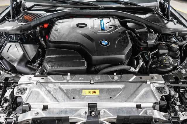 Thumbnail: 2022 BMW 3 Series - 28