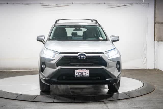 Thumbnail: 2021 Toyota RAV4 - 6