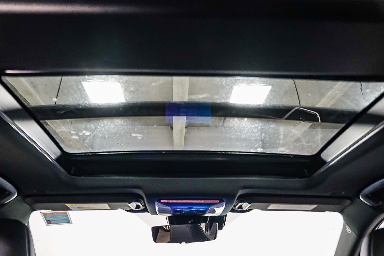 Thumbnail: 2025 Toyota RAV4 - 20