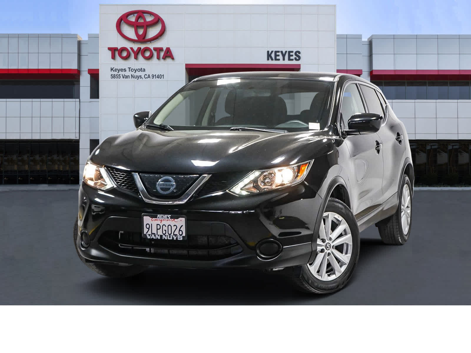 2019 Nissan Rogue Sport S -
                  Van Nuys, CA