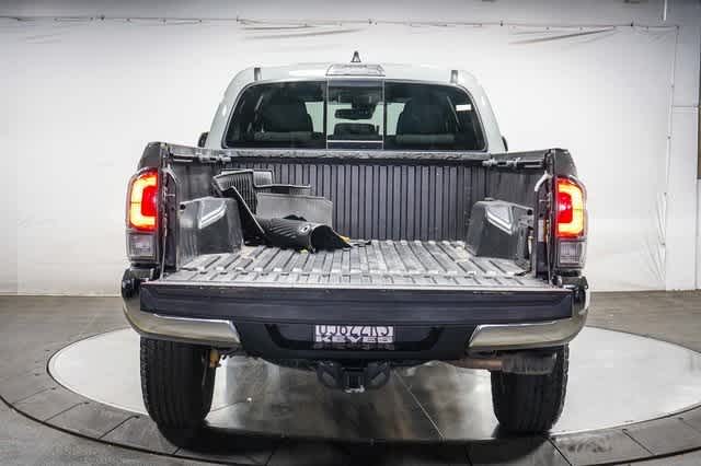 Thumbnail: 2023 Toyota Tacoma - 28