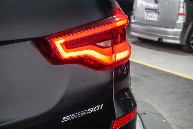 Thumbnail: 2021 BMW X3 - 11