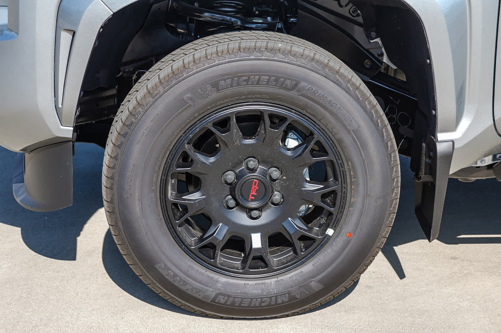 2025 Toyota Tacoma SR5 10