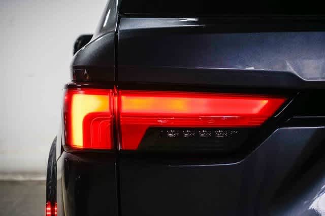 Thumbnail: 2025 Toyota Sequoia - 10