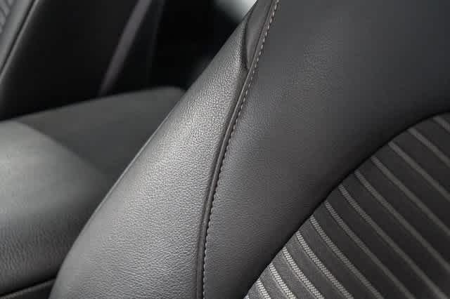 2022 Toyota Camry SE 20