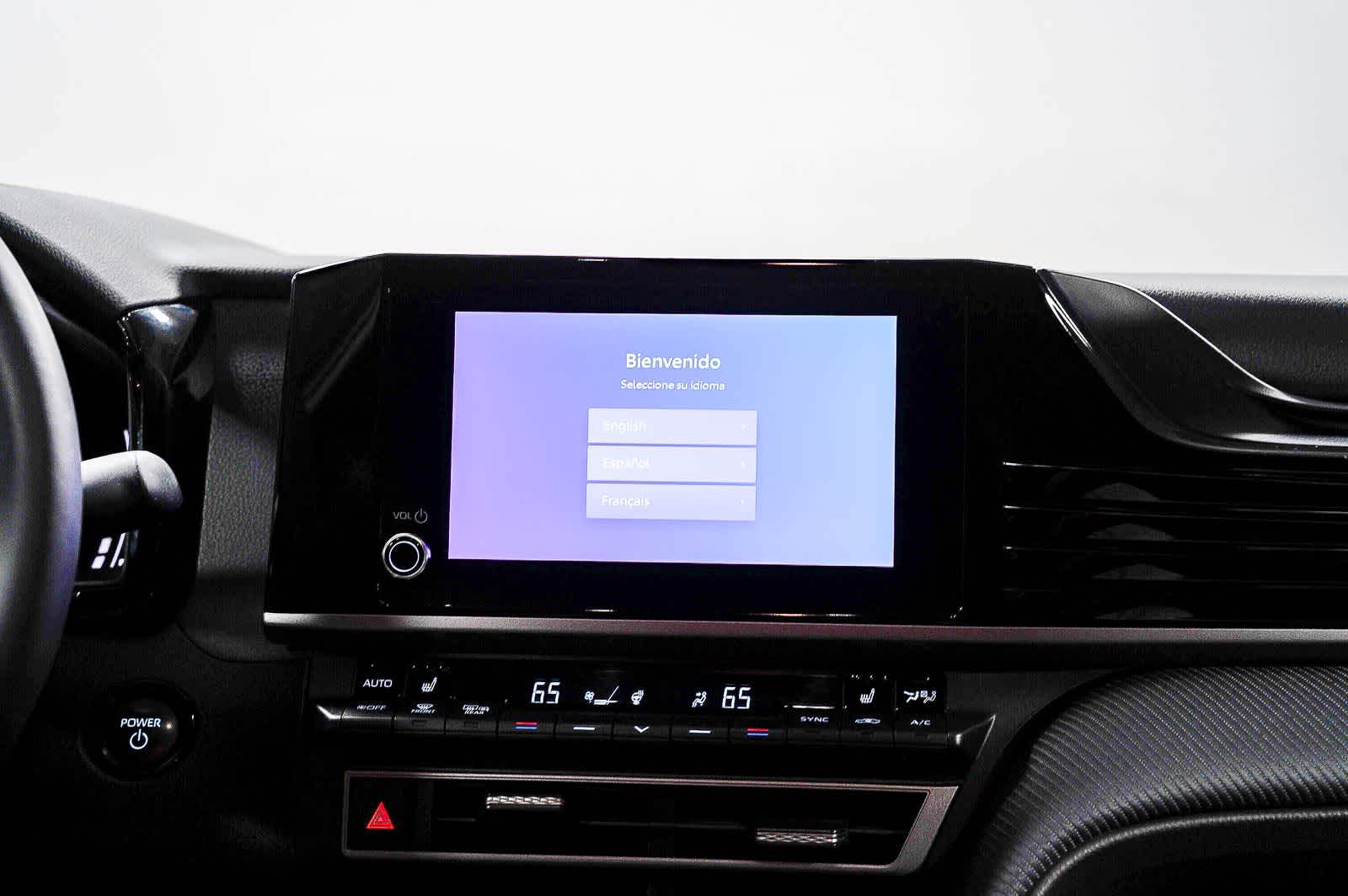 Thumbnail: 2025 Toyota Camry - 15