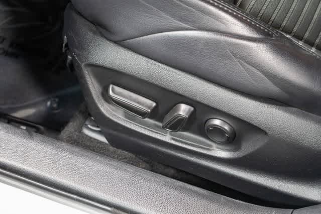 Thumbnail: 2021 Toyota Corolla - 23