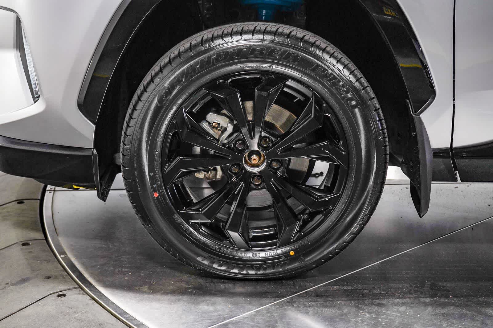 Thumbnail: 2024 Toyota RAV4 - 9