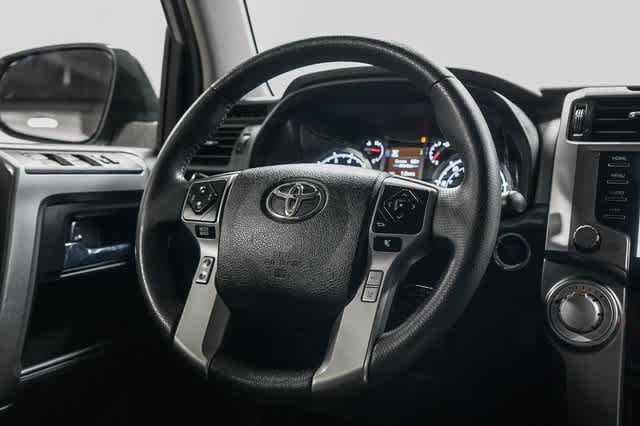 Thumbnail: 2022 Toyota 4Runner - 16