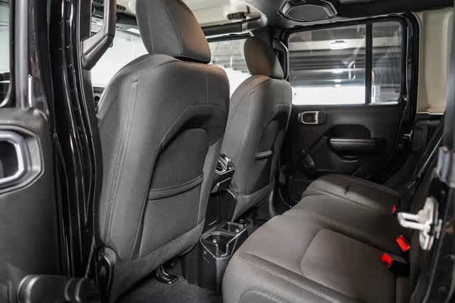 Thumbnail: 2019 Jeep Wrangler - 19