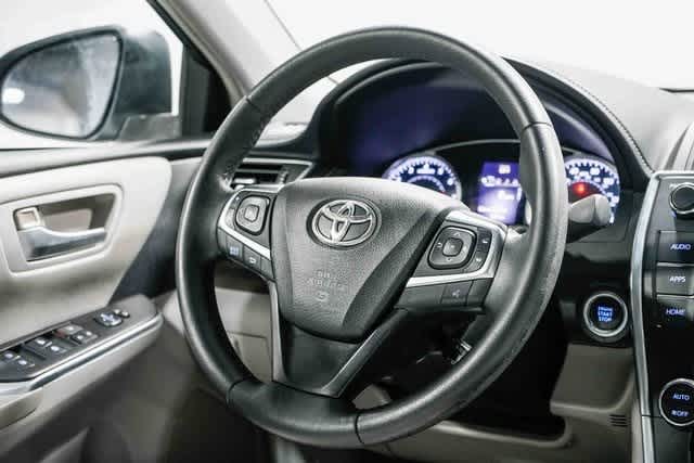 Thumbnail: 2015 Toyota Camry - 15